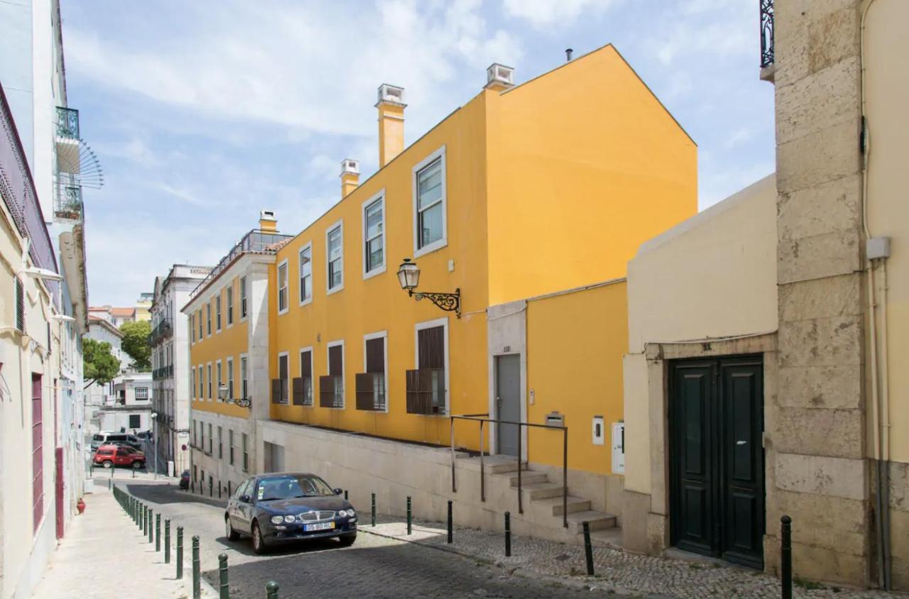 Apartament Beautiful 3-Story House In Chiado With A 40M² Private Terrace Lizbona Zewnętrze zdjęcie