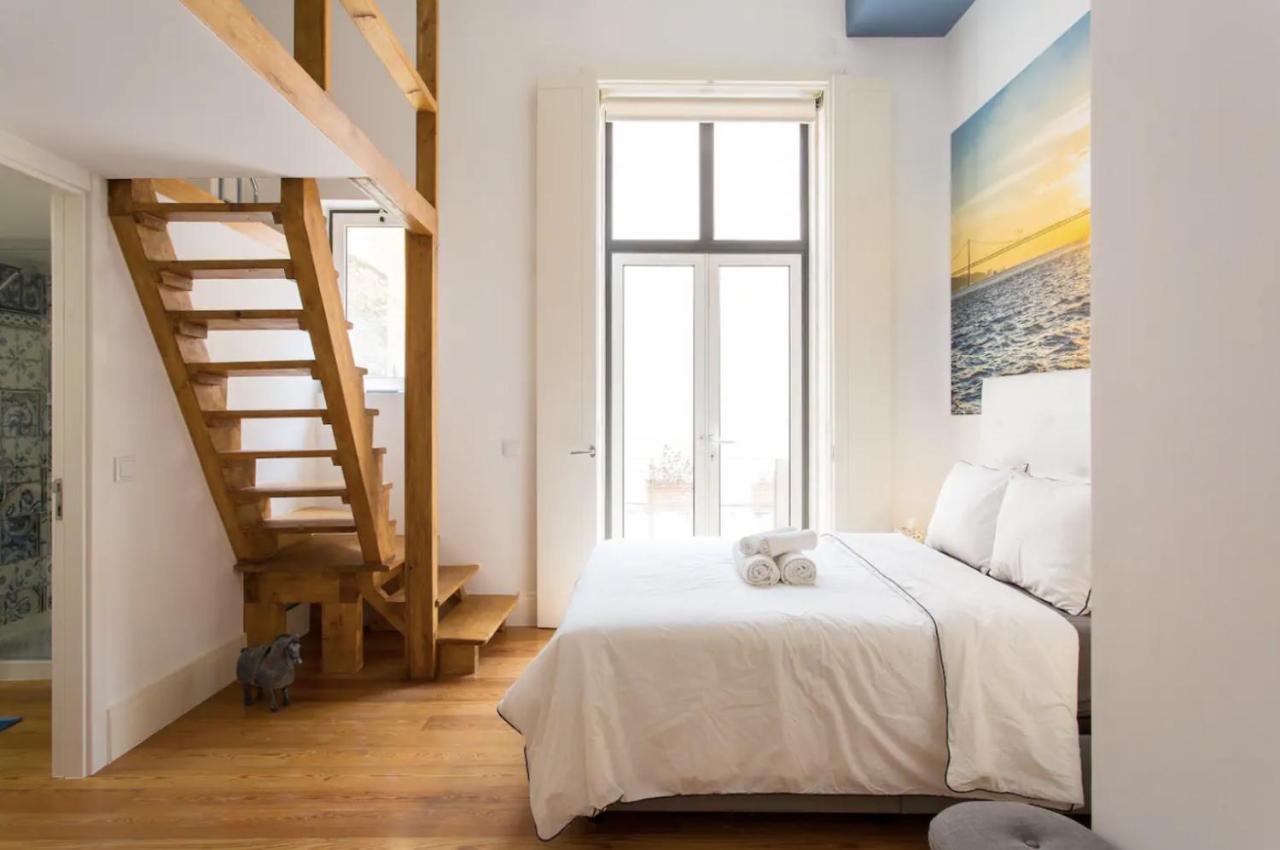 Apartament Beautiful 3-Story House In Chiado With A 40M² Private Terrace Lizbona Zewnętrze zdjęcie