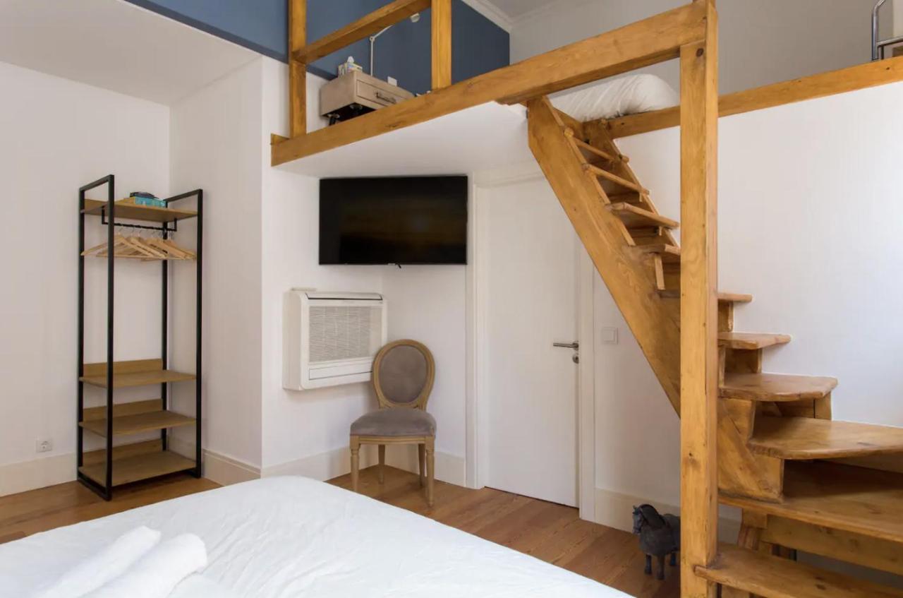 Apartament Beautiful 3-Story House In Chiado With A 40M² Private Terrace Lizbona Zewnętrze zdjęcie