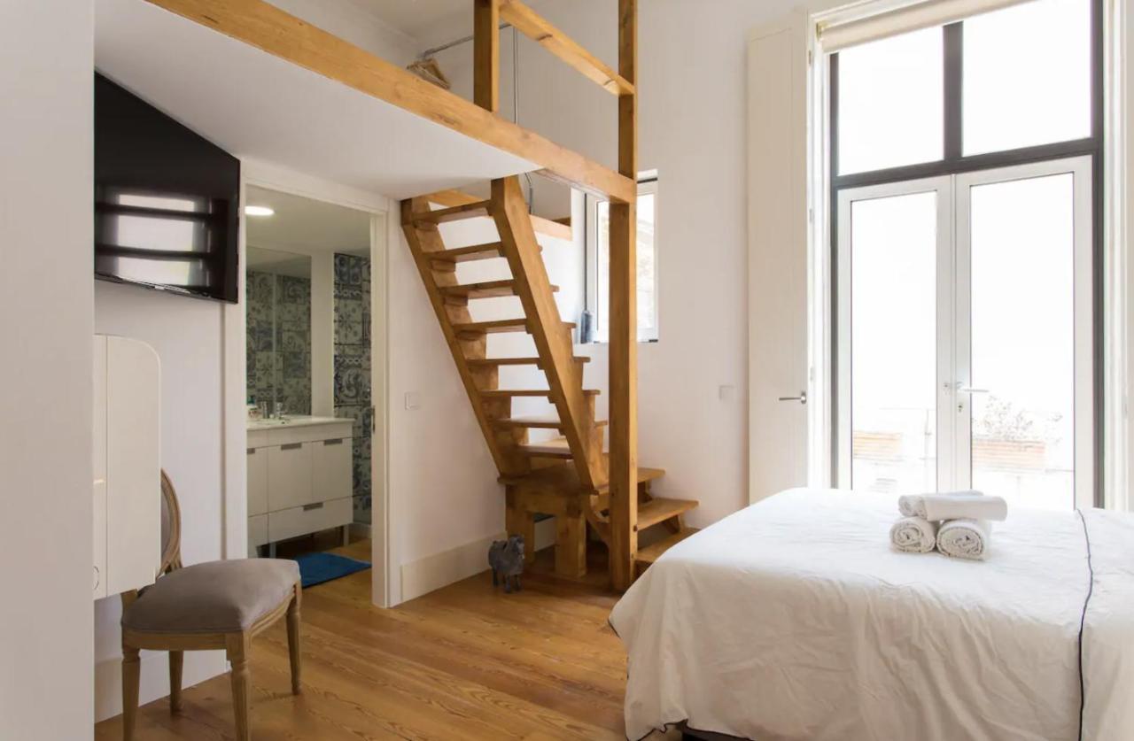 Apartament Beautiful 3-Story House In Chiado With A 40M² Private Terrace Lizbona Zewnętrze zdjęcie